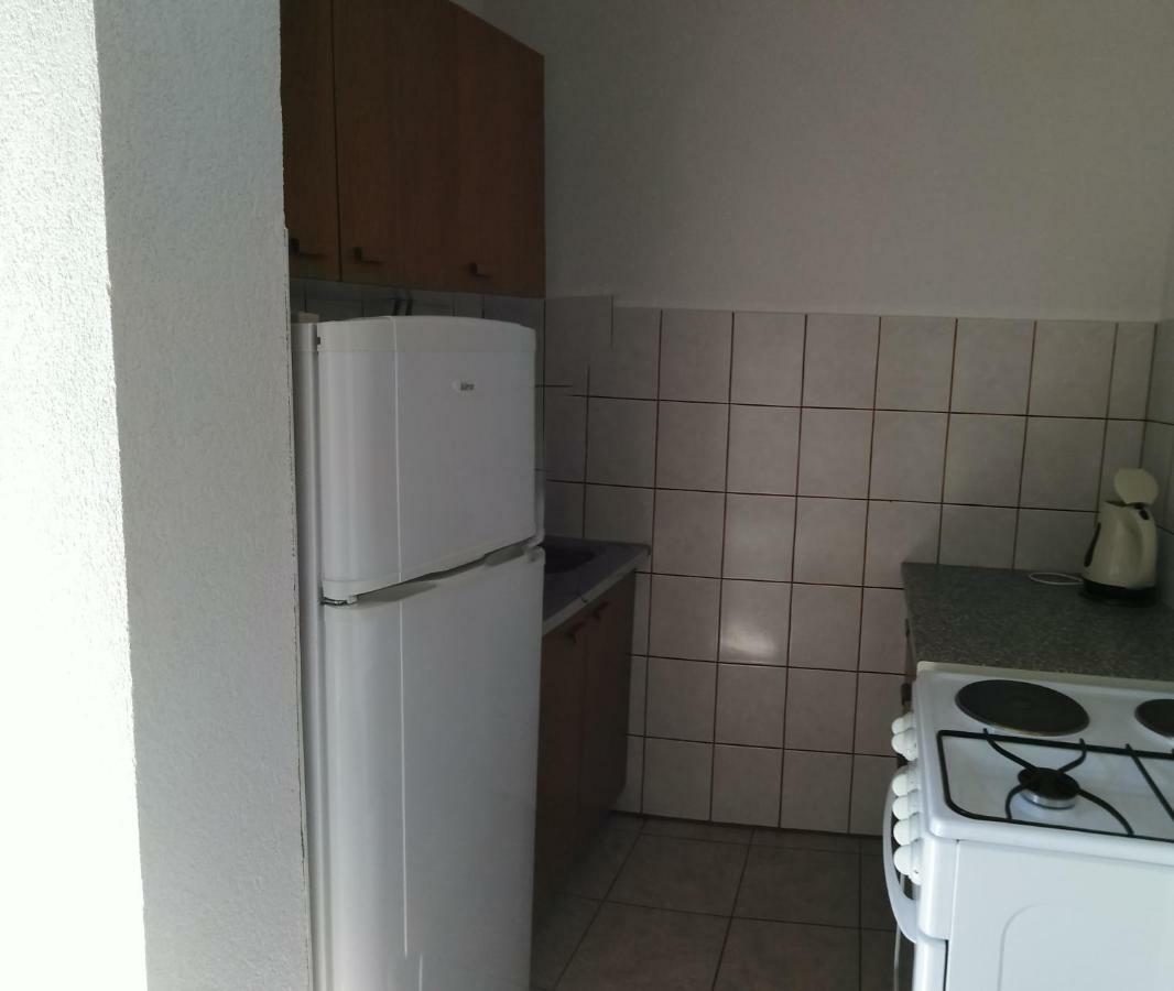 Apartman Rodic Omis Luaran gambar