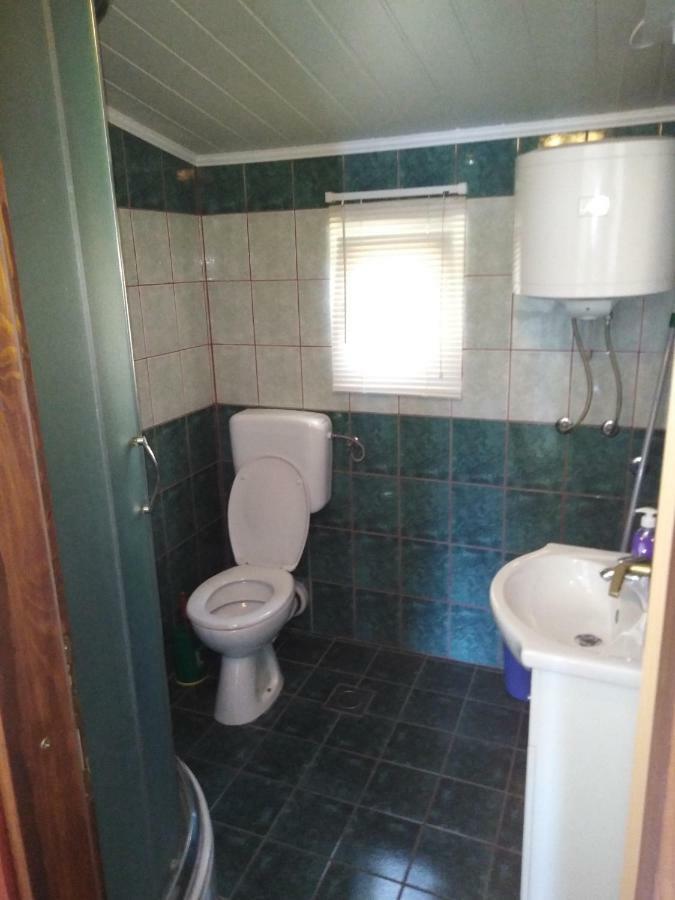 Apartman Rodic Omis Luaran gambar