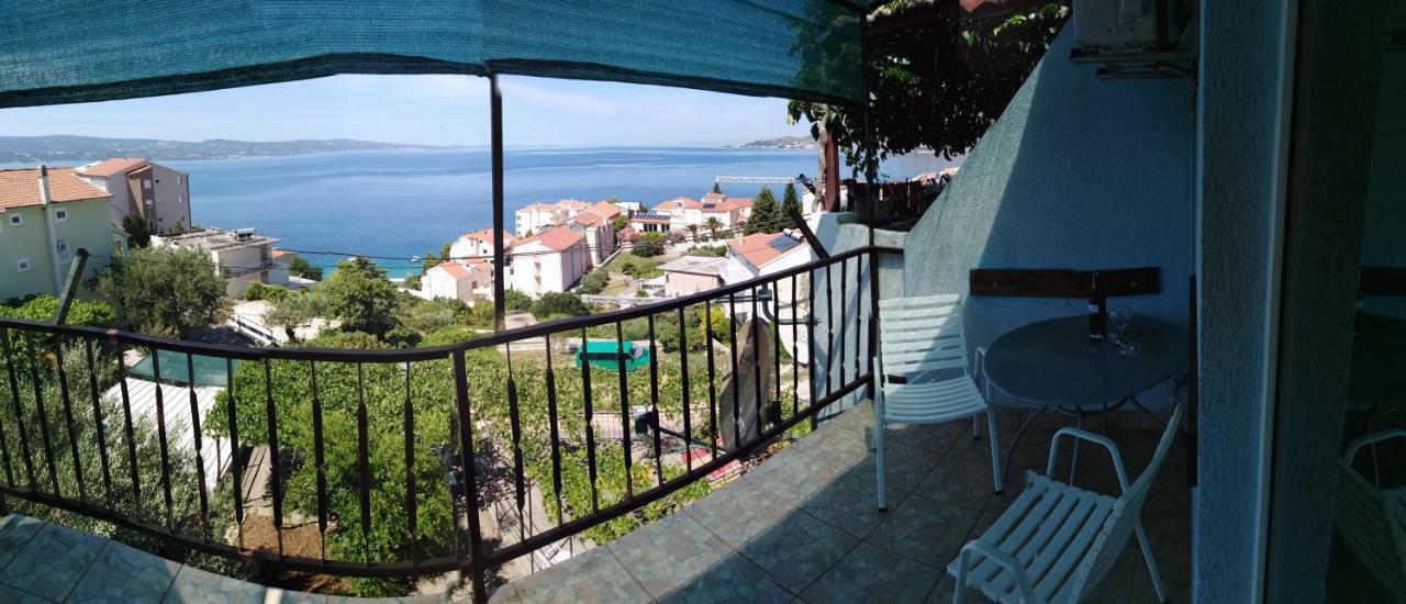 Apartman Rodic Omis Luaran gambar