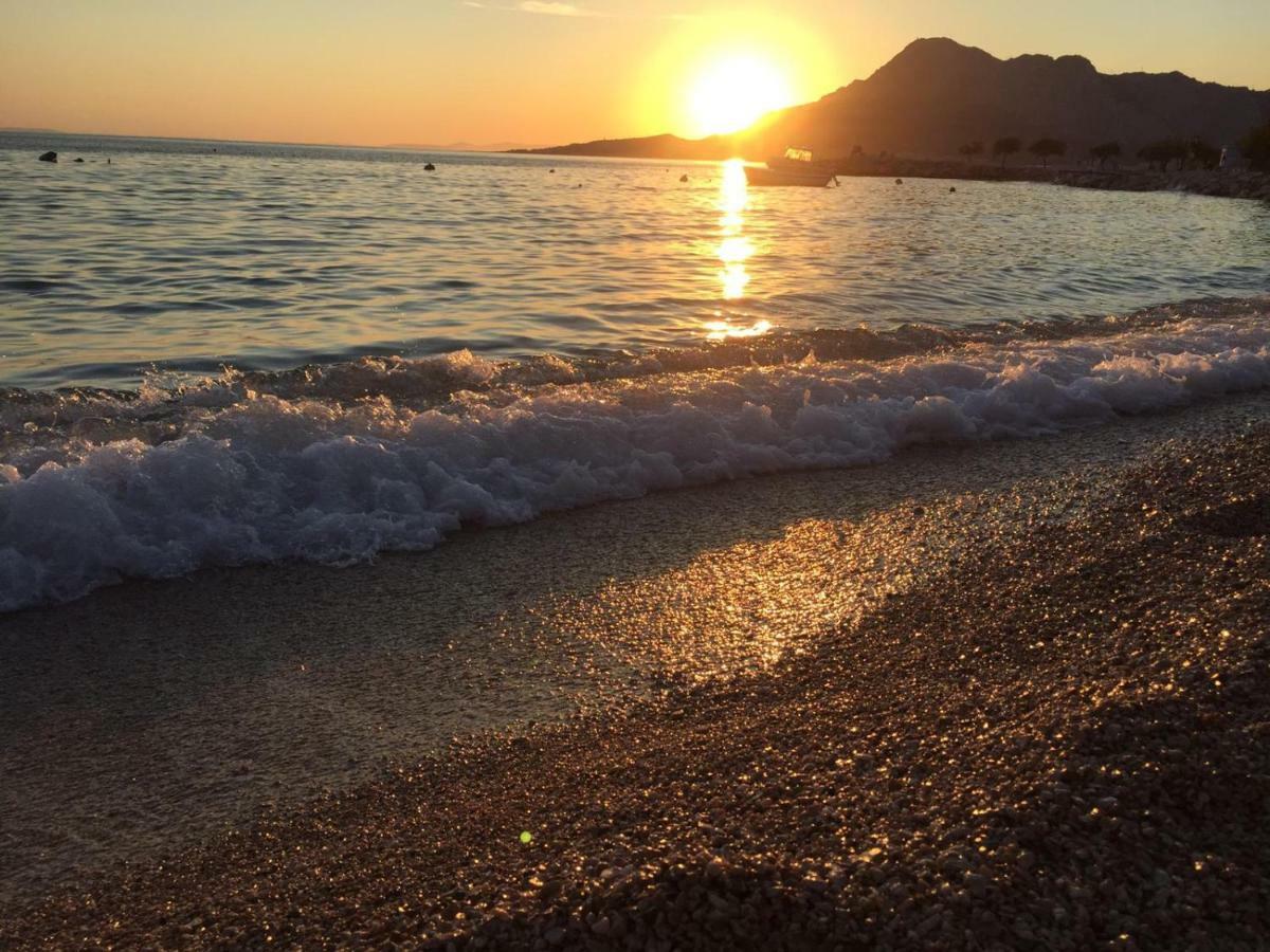 Apartman Rodic Omis Luaran gambar